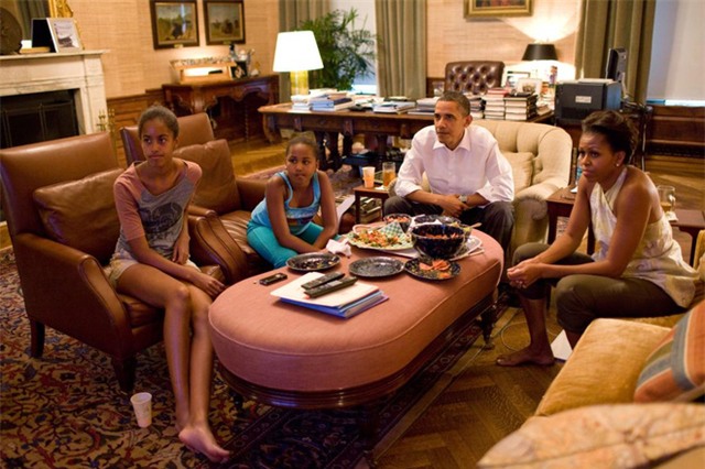 Xem những hình ảnh này mới thấy Tổng thống Obama yêu thương 2 cô con gái đến nhường nào - Ảnh 20.