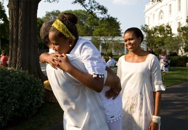 Xem những hình ảnh này mới thấy Tổng thống Obama yêu thương 2 cô con gái đến nhường nào - Ảnh 28.
