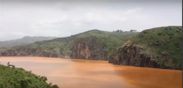 Giải mã hồ nước làm hàng ngàn người chết ở châu Phi - Ảnh 2.