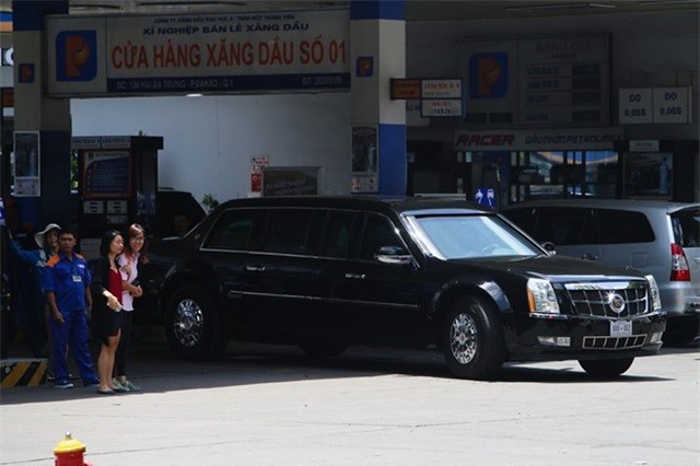 Việt Nam, Tổng thống Mỹ, Obama, bún chả, máy bay, siêu xe, khách sạn, người Việt