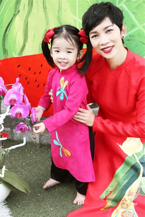 Xuan Lan: ‘Con gai toi biet cha la ai’ hinh anh 2