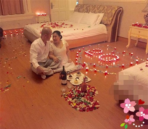 dam cuoi su cua cap doi u50 “gay sot” dan mang hinh anh 2