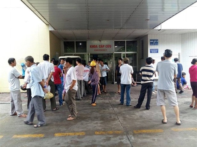 Mot nguoi chet, 6 nguoi bi thuong vi set danh ngoai dong hinh anh 1