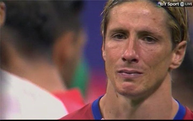 Torres va mot nua thanh Madrid chim trong nuoc mat hinh anh 5