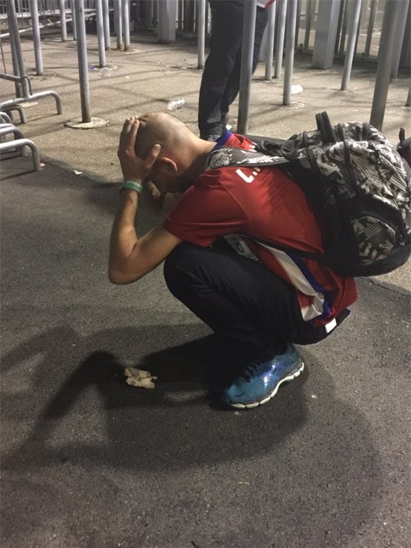 Torres va mot nua thanh Madrid chim trong nuoc mat hinh anh 20