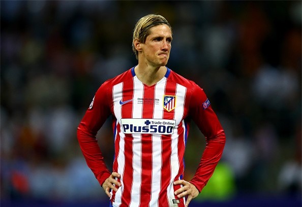 Torres va mot nua thanh Madrid chim trong nuoc mat hinh anh 7