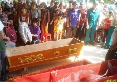 tự thiêu, giết vợ, giết mẹ vợ