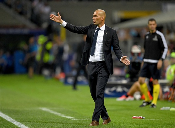 Zidane và sự lãng mạn của ngai vàng - Ảnh 1.