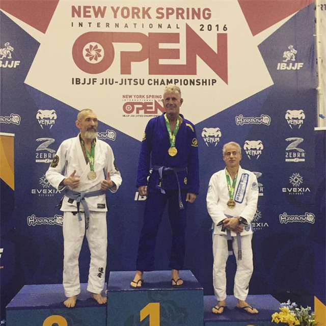 Đầu bếp ngồi ăn bún chả với Tổng thống Obama là cao thủ Jiujitsu - Ảnh 4.