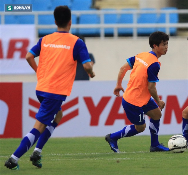 Công Phượng trở về, Hữu Thắng lại đau đầu - Ảnh 1.