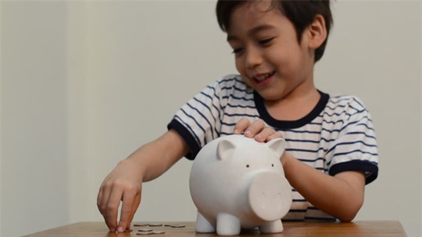 Khuyến khích trẻ