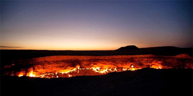 Phát hiện dạng sống dưới hố địa ngục kỳ lạ nhất trên Trái Đất - Ảnh 2.