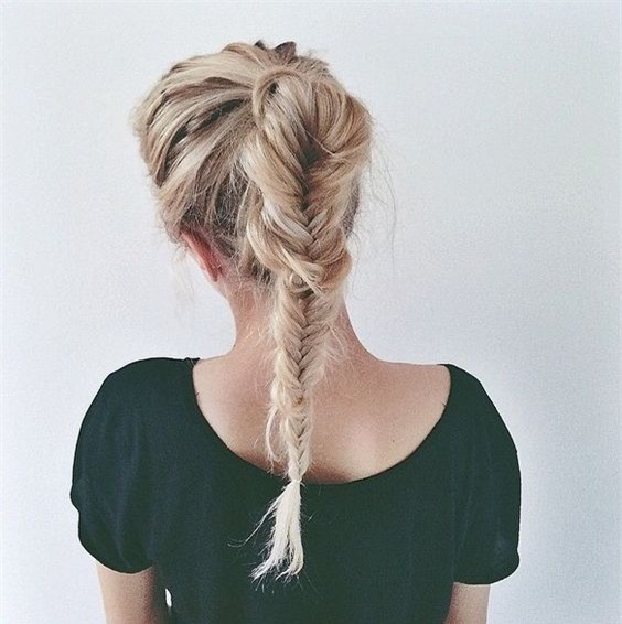 Tóc đuôi ngựa và 5 biến tấu chẳng cần phụ kiện vẫn mê hoặc bao ánh nhìn