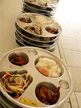 Có món gì trong căn-tin trường học trên thế giới