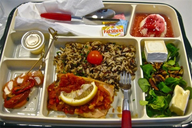 Có món gì trong căn-tin trường học trên thế giới