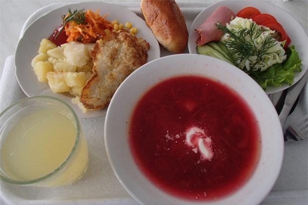 Có món gì trong căn-tin trường học trên thế giới