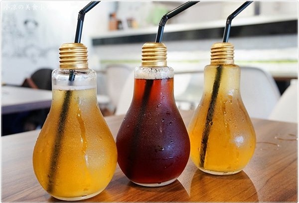 4 loại trà sữa lạ ơi là lạ đang sốt xình xịch ở Sài Gòn -4