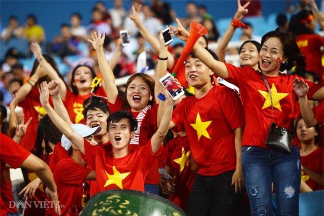 nhung khung hinh an tuong tran dt viet nam thang syria 2-0 hinh anh 11