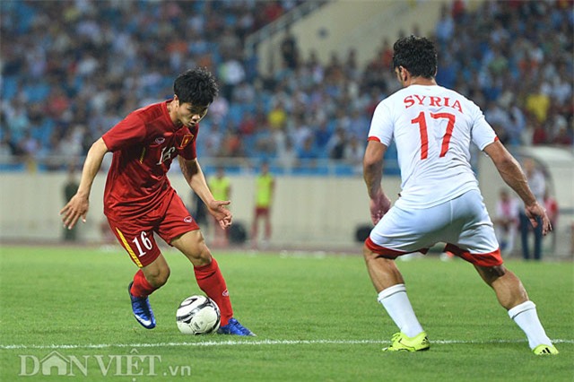 nhung khung hinh an tuong tran dt viet nam thang syria 2-0 hinh anh 8