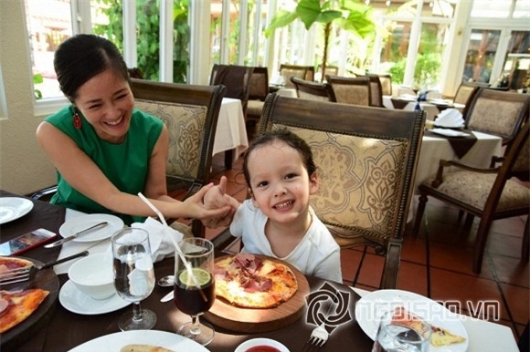 nhóc tì nhà sao Việt 2