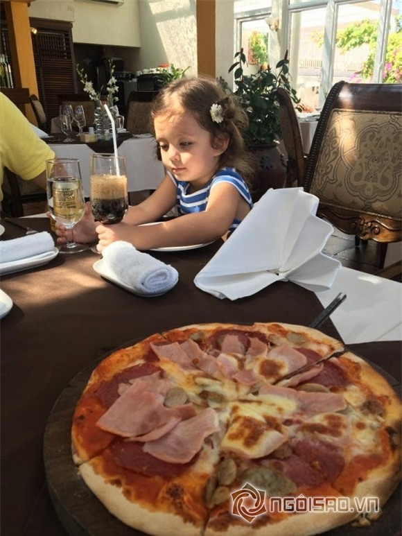 nhóc tì nhà sao Việt 3