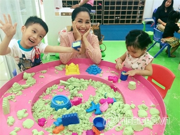 nhóc tì nhà sao Việt 4