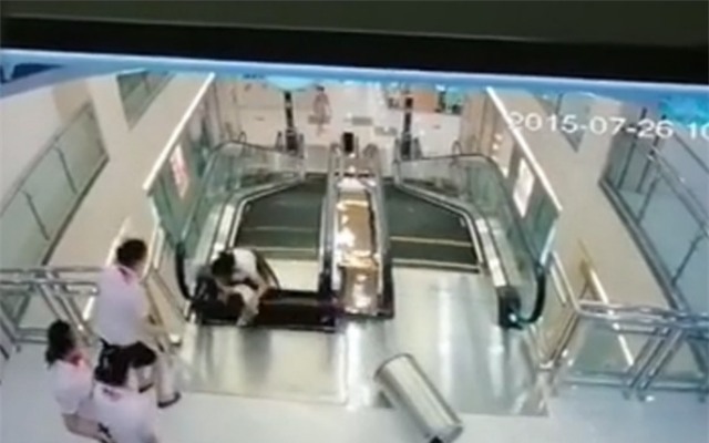 Thang cuốn nuốt người – thảm kịch không có hồi kết tại Trung Quốc - Ảnh 5.