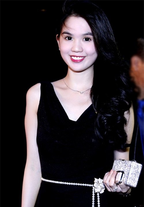 ngoc trinh, nu hoang noi y, vong eo 56