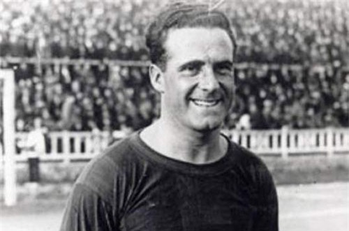 top 10 chan sut vi dai nhat trong lich su copa america hinh anh 8