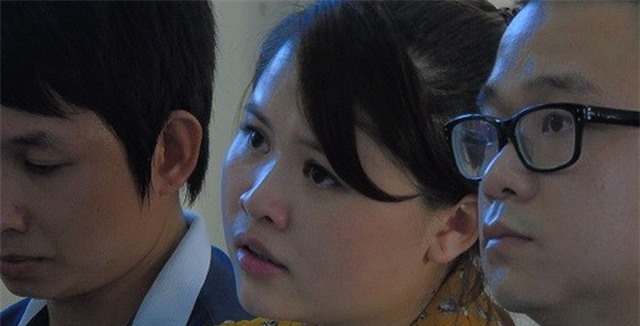 Con gái Minh 'Sâm' nức nở xin tòa giảm tội cho bố