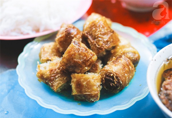 bún chả hàng mành