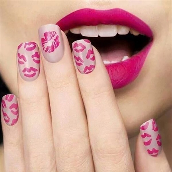 7 kiểu nail đẹp “đốt cháy “ mùa hè nóng nực