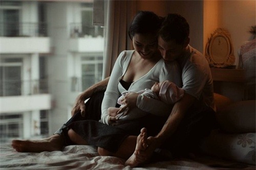 phuong vy khoe anh can mat con gai 1 thang tuoi - 6