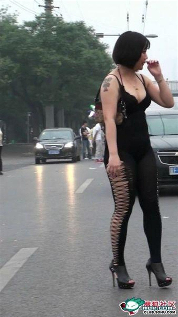 mặc cũng như không