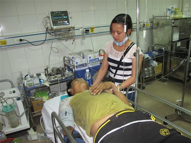nổ xe khách