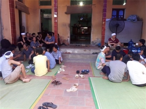 Tang thương bao trùm xóm nhỏ có 5 người chết nghi bị điện giật - Ảnh 5