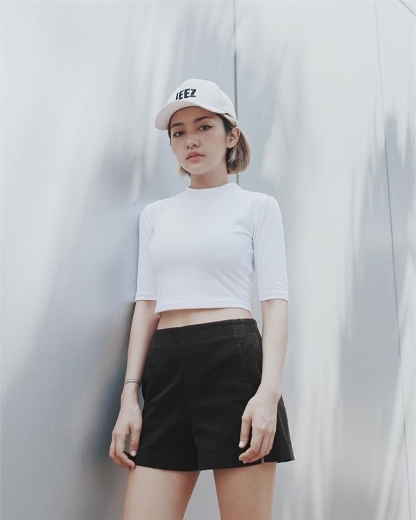 Muôn kiểu croptop giải nhiệt nắng hè