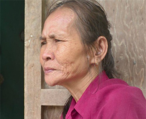 chuyen kho tin cua nguòi phụ nũ mát ngủ 30 nam - 1