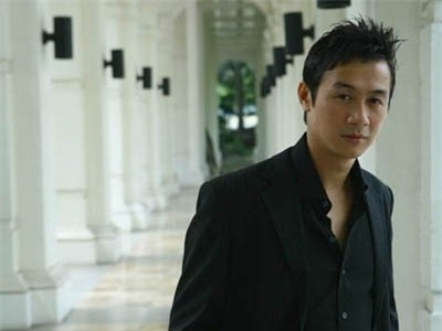 Anh Tuấn ban đầuđảm nhận vị trí biên tập viên, phụ trách các chương trình nhạc giao hưởng thính phòng.