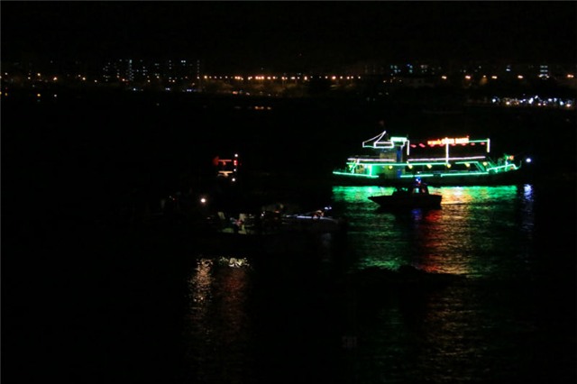 chìm tàu, du lịch, sông hàn, đà nẵng,