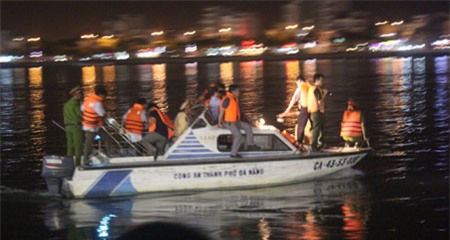 chìm tàu, du lịch, sông hàn, đà nẵng,