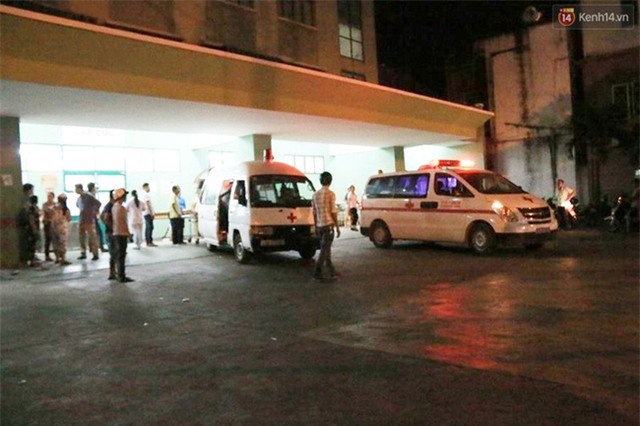 Lật tàu trên sông Hàn: Tàu chở quá tải, nạn nhân được cứu cho biết khách không được phát áo phao - Ảnh 4.