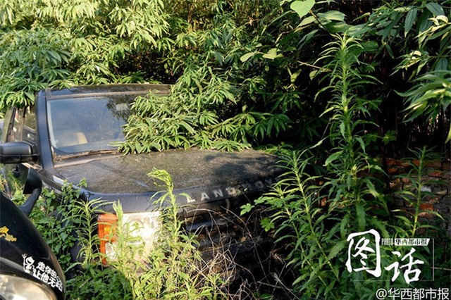 Không chỉ ở Dubai, tại Trung Quốc, người ta cũng vứt siêu xe lăn lóc ngoài đường - Ảnh 7.