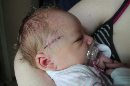 xot xa nhung em be so sinh bi bac si mo de trung nguoi - 6