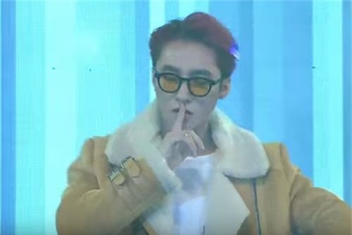 ai dong gia son tung giong nhat? hinh anh 2