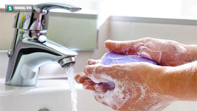 Con gái suýt tử vong vì thói quen không rửa tay của người lớn - Ảnh 5.