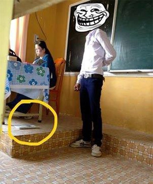 Cô nào biết, cô nào có hay...(Ảnh: Internet)