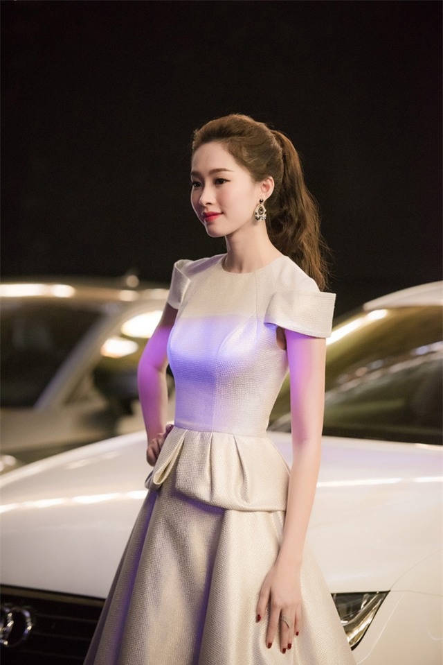 Năng động hay quyến rũ, Hoa hậu Đặng Thu Thảo vẫn đẹp khó cưỡng như thế này! - Ảnh 7.