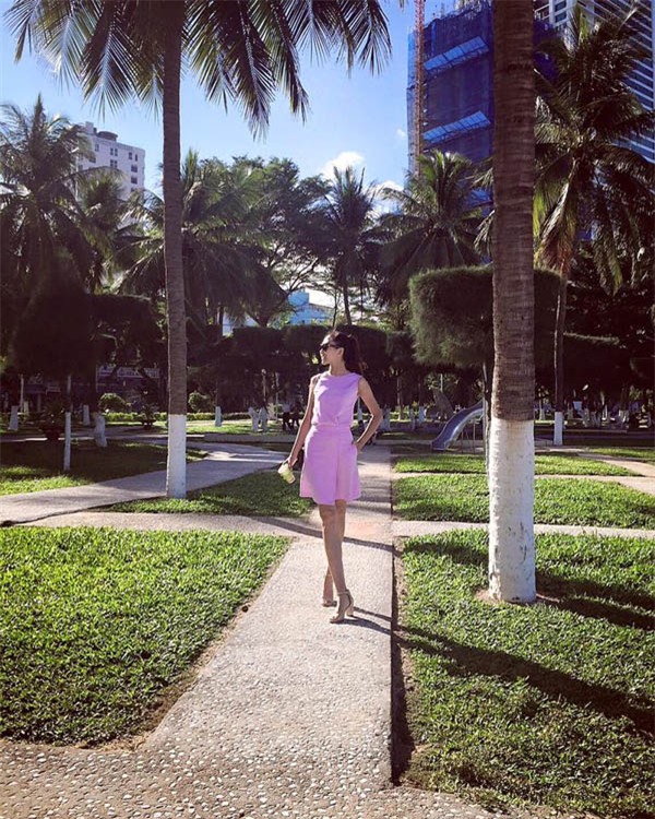 2 my nhan da nang cao 1m8 gay ton giay muc bao chi - 6