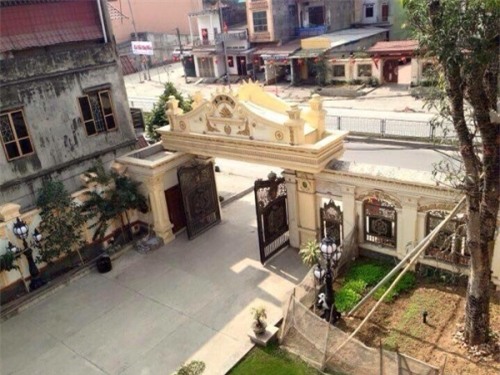 'bi an' biet thu dat vang 9999 kieu hoang gia o thai nguyen - 3